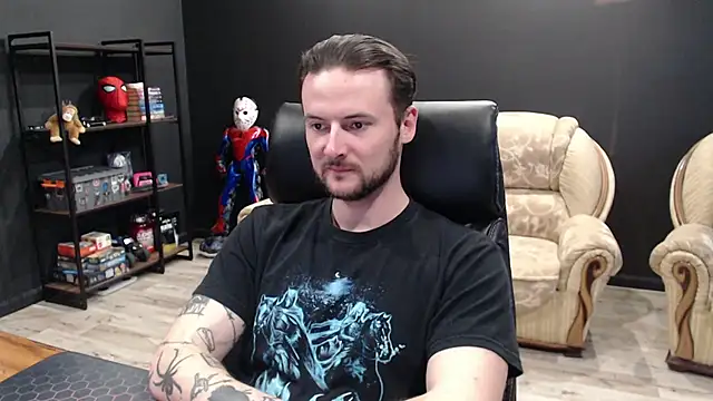 Show modela MihasikD na web-kameri