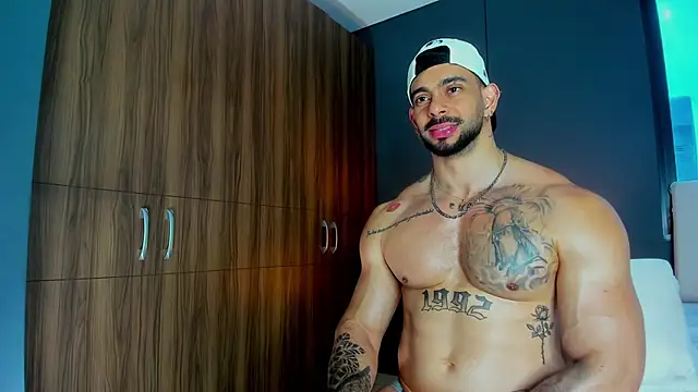 Chat XXX ao vivo de massimo_visconti