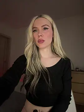 xDinnaxn Live XXX chat