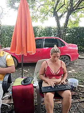 Chat XXX en directo de hotandfierylatinos2023