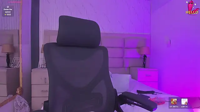 Chat XXX en directo de CarolineFyre