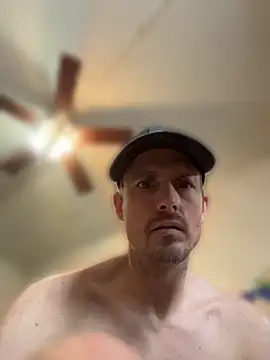 Pertunjukan Kamera Web KBONE36