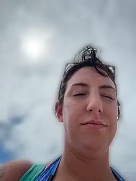 sweetsirenn Adlı Modelin Canlı XXX Sohbeti