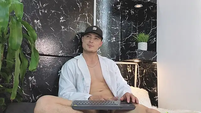 Alexander_ferre Adlı Modelin Web Kamerası Şovu