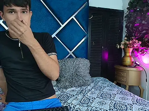 EdwinBoys Webcam Show