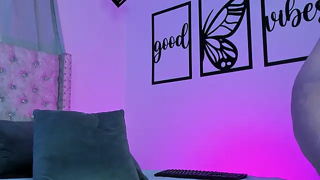 nicolee_millerr's Live XXX Chat