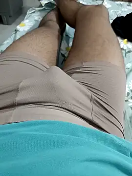 Rocky-badboy_cum4me Show Webcam