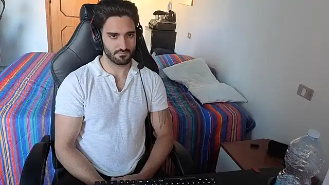 Al3xox02 现场XXX聊天