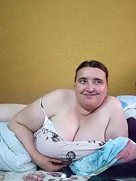 Chatroom XXX en direct de LiluHot