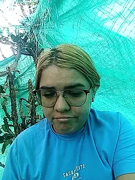 single_kitten's Live XXX Chat