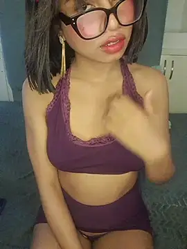 Lucy_Em Live XXX-Chat