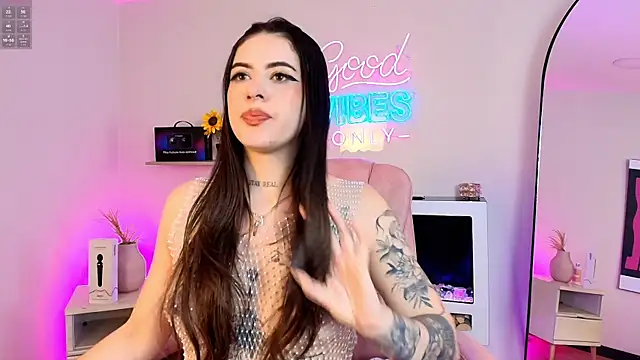 Alice_Vixenn Live XXX chat