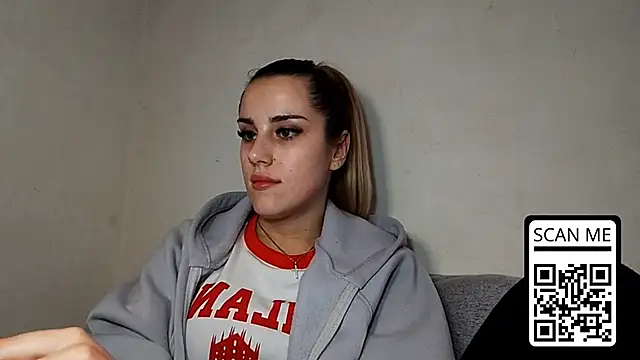 HotMusex: απευθείας συνομιλία ΧΧΧ