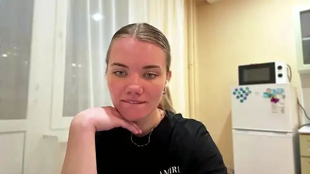 doana_bebriti's Webcam Show