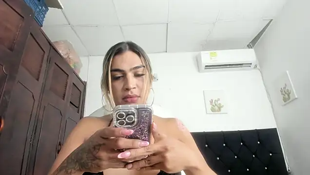 แชท XXX สดของ barbie_ds