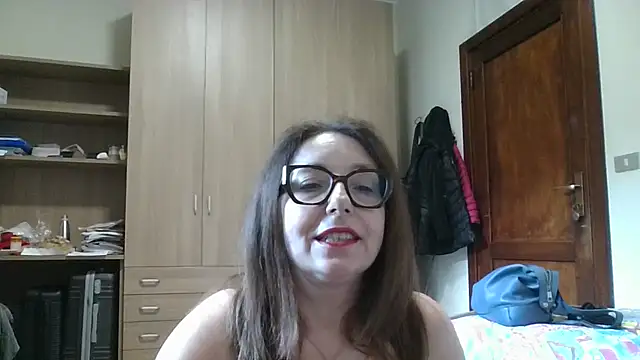 Chat +18 de Miasexmilf ao vivo