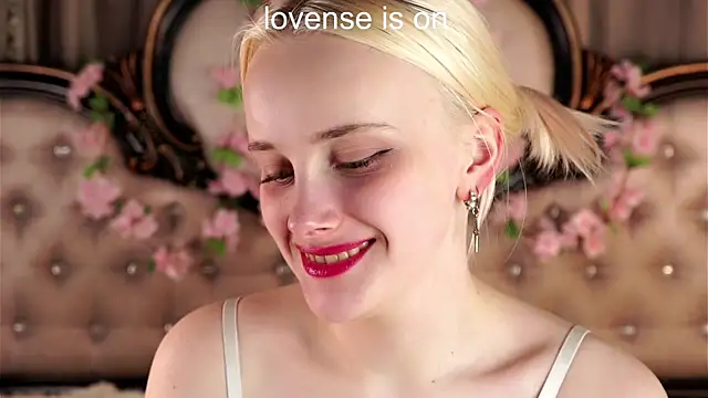 KirstinMcgeadyn Live XXX chat