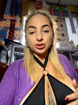 Show de sammyqueenx21 na webcam