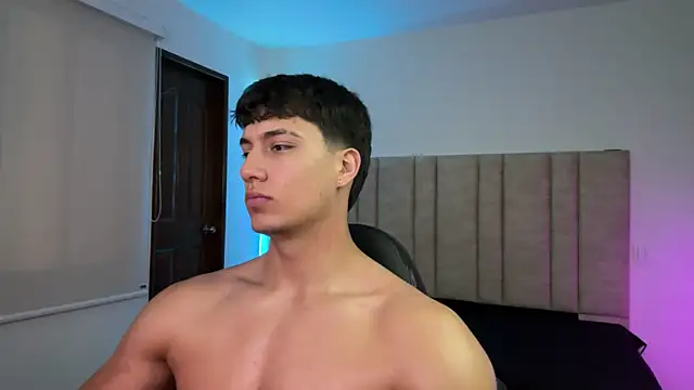 Živý XXX chat CHRIS_MORGAN1