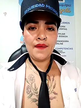 MAYE__13n Live XXX chat