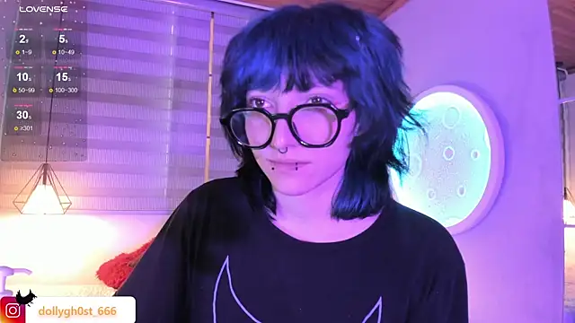 Chat XXX en directo de Ghosty_Doll