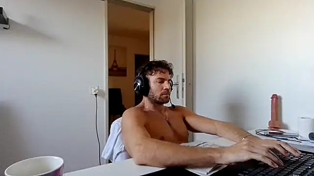 دردشة alpha-hunk الجنسية المباشرة