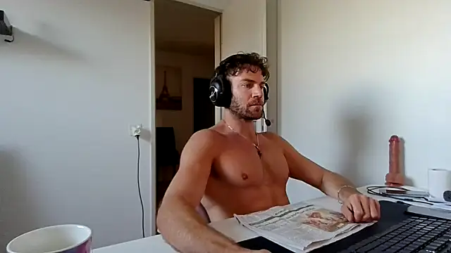 alpha-hunk – webcam-show