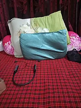 Sexy_Jarah: онлайн-секс-чат