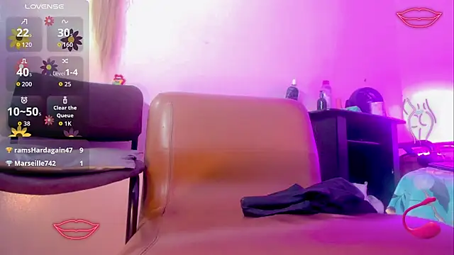 Pokazy przed kamerką – bayolet_