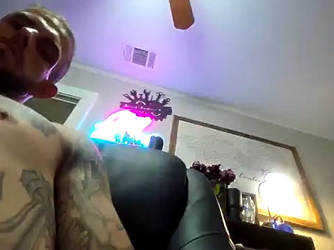 JpMadness' Live XXX Chat