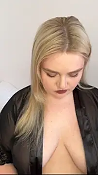 XXX chat uživo modela April_Vancee