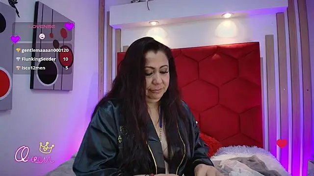 XXX chat uživo modela EmmaJhomson