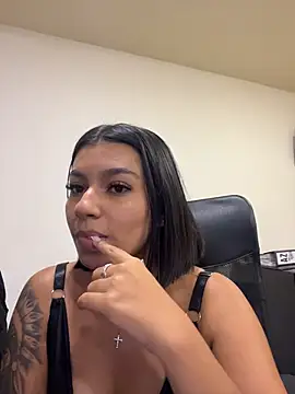 AlyssaRayn Live XXX chat