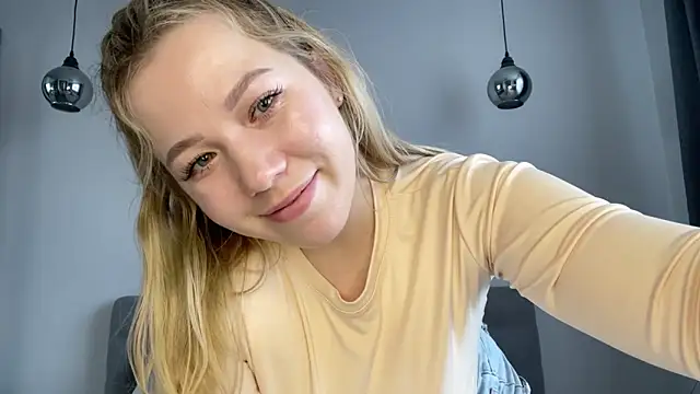 XXX chat uživo modela alyrasun