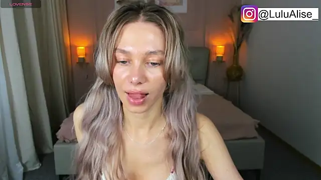 LuluAlis Live XXX-Chat