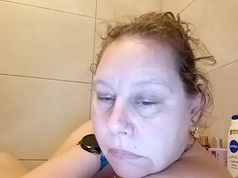 XXX chat uživo modela Jahudka47