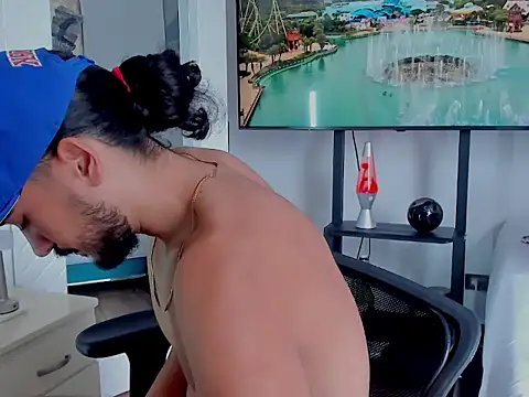 Show modela david__johnson372 na web-kameri