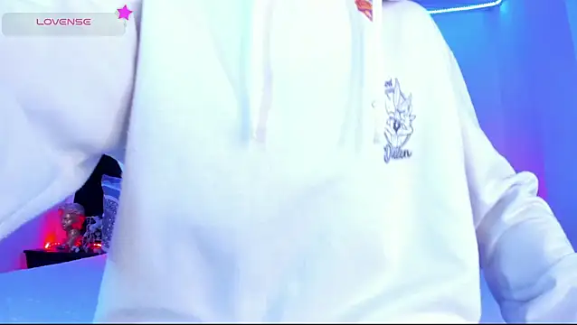 Show modela Ethan_Boyy na web-kameri