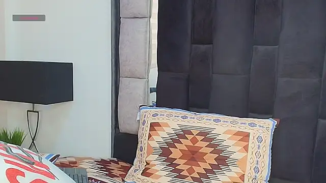 Brax_Valencia Live XXX Chat