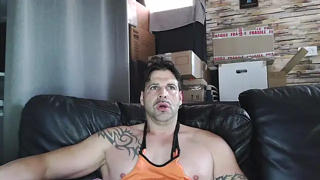 XxBigboybandxX Webcam Show