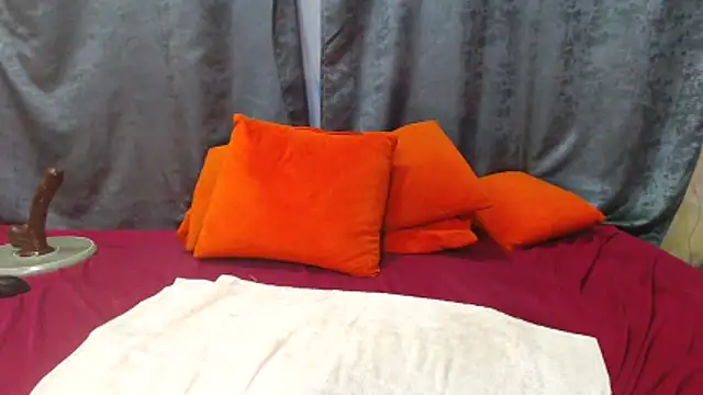 دردشة kittykhloe22 الجنسية المباشرة