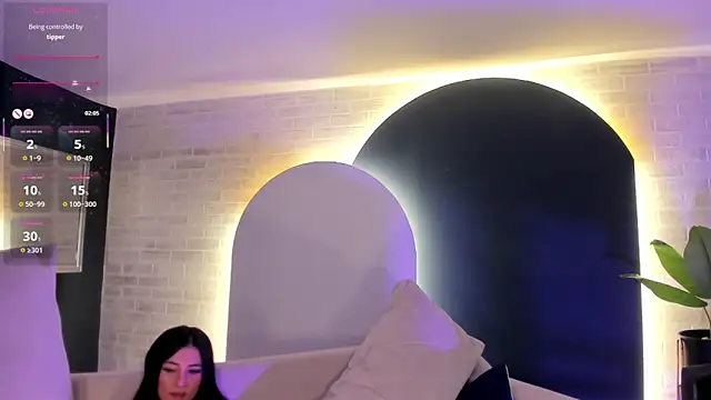 MilaLawrence Obrolan Langsung XXX