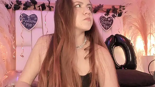 Daphne_And_Roger Adlı Modelin Canlı XXX Sohbeti