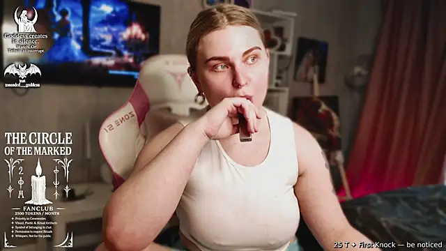 Wounded_Goddess_'s Live XXX Chat