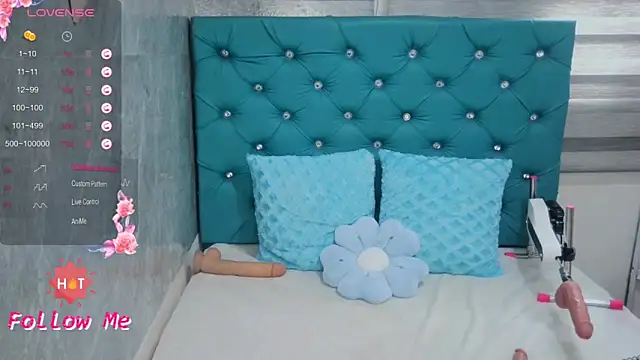 MAARYMOON's Live XXX Chat