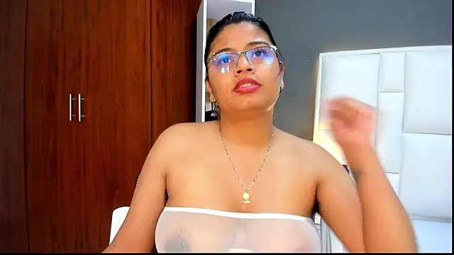 yeral2017 Live XXX-Chat