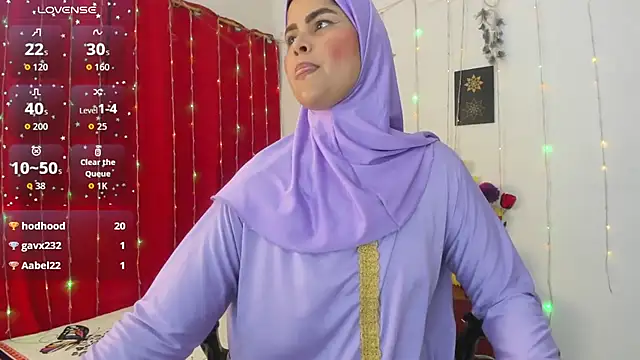 Chatroom XXX en direct de AishaAmin_