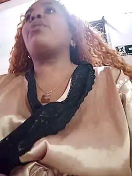 Chatroom XXX en direct de ELLA_KELLY