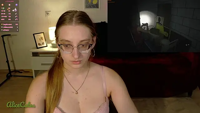 Chatroom XXX en direct de AliceCutes