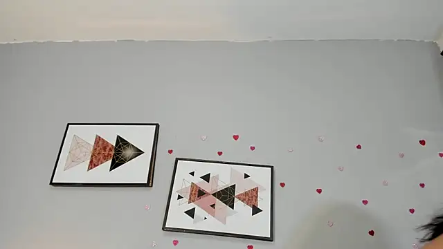 PauleteW10's Live XXX Chat